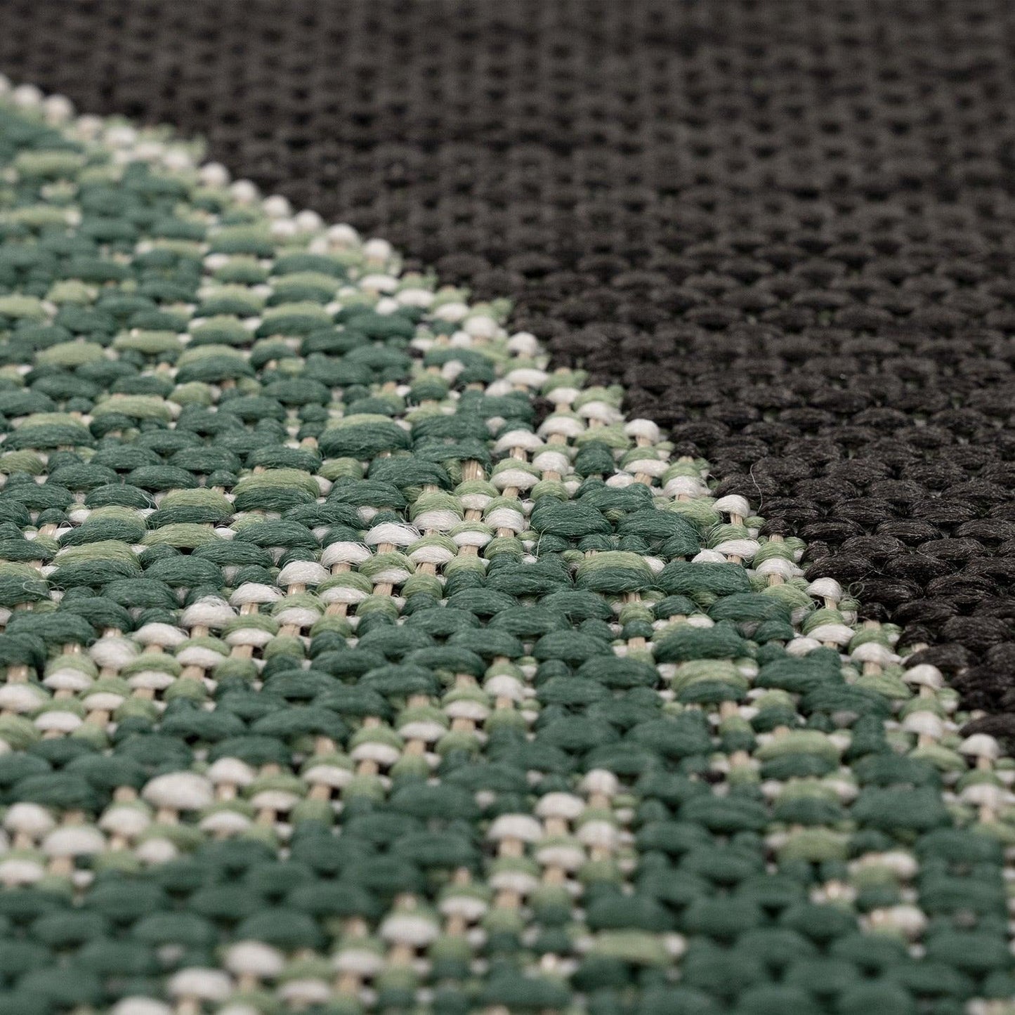 In- & Outdoor Rug Ostende Jungle Leaves - Black Green - RugYourHome