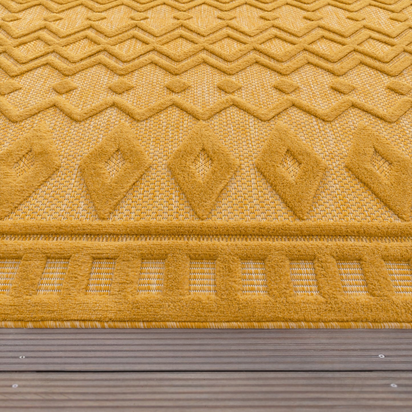 Indoor Outdoor Rug Livorno Geometric Trellis Pattern In Yellow