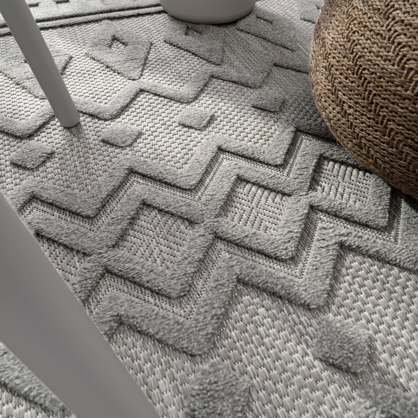 Indoor Outdoor Rug Livorno Geometric Trellis Pattern In Grey