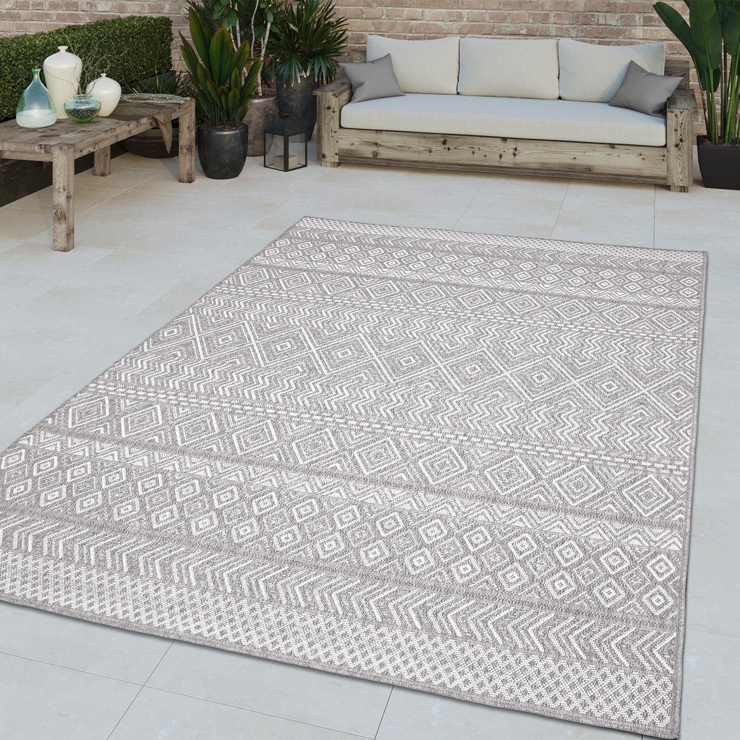 Outdoor Rug Vermont Stain-Resistant with Boho Pattern in Grey