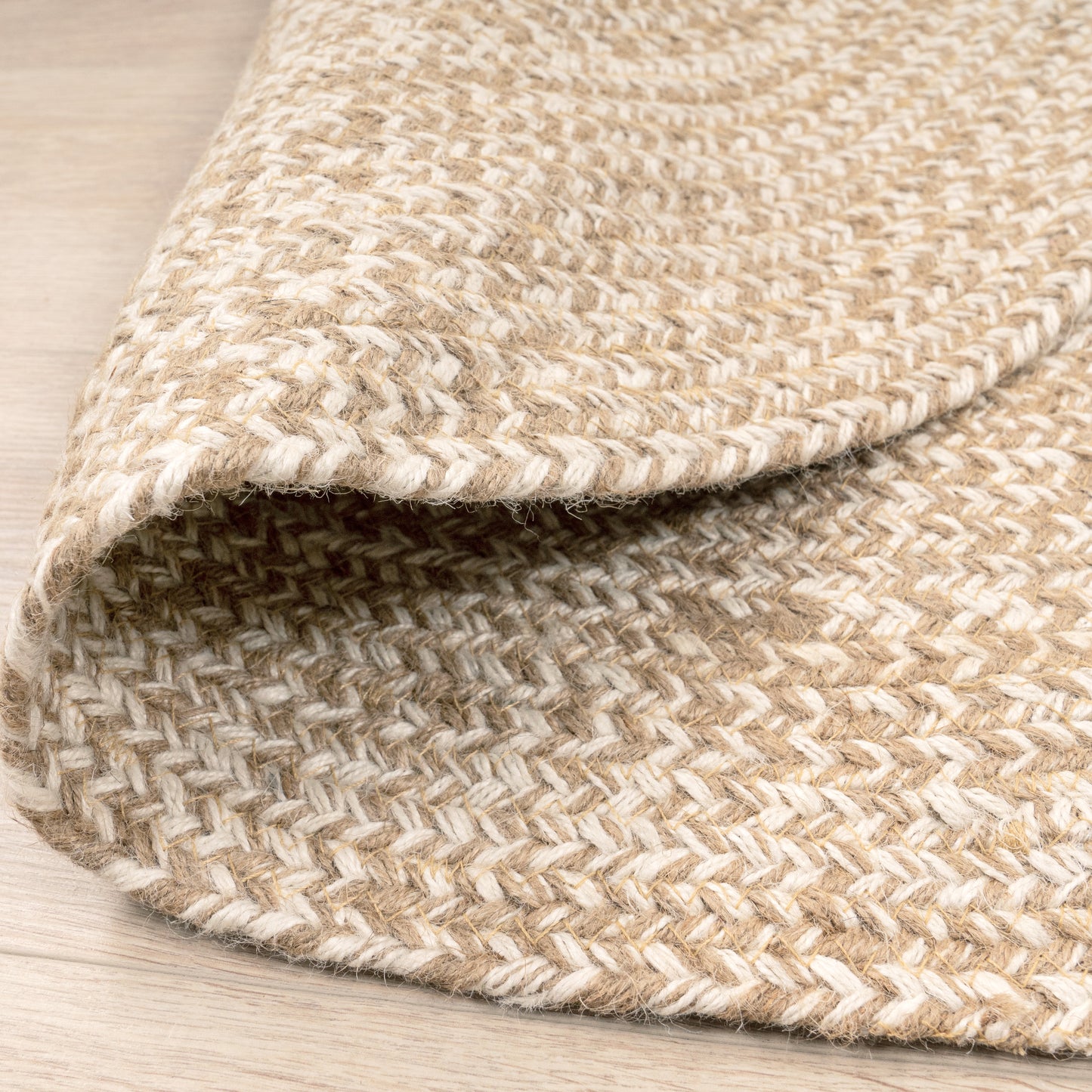 Hand-Woven Boho Rug Kaia Round with Natural Jute Fibers in Beige Ivory